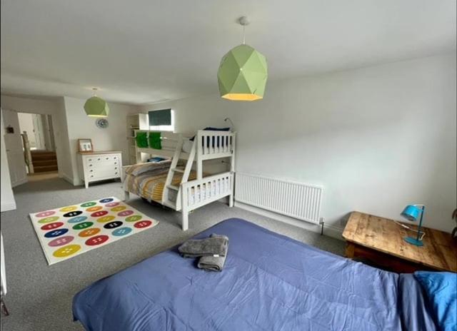 *Family Home In Mumbles. Close To The Beach* Dış mekan fotoğraf